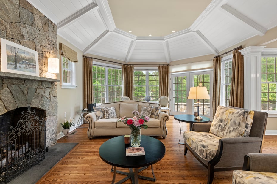 8 Hollow Oak Road Photo 9