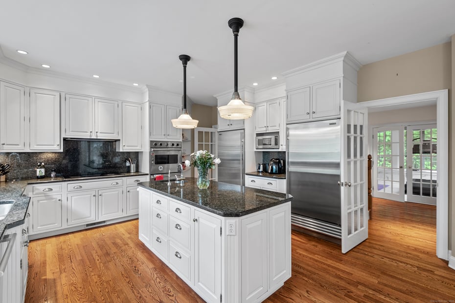 8 Hollow Oak Road Photo 10
