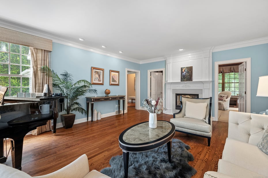8 Hollow Oak Road Photo 14