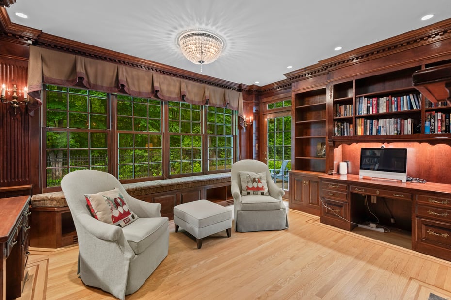 8 Hollow Oak Road Photo 18