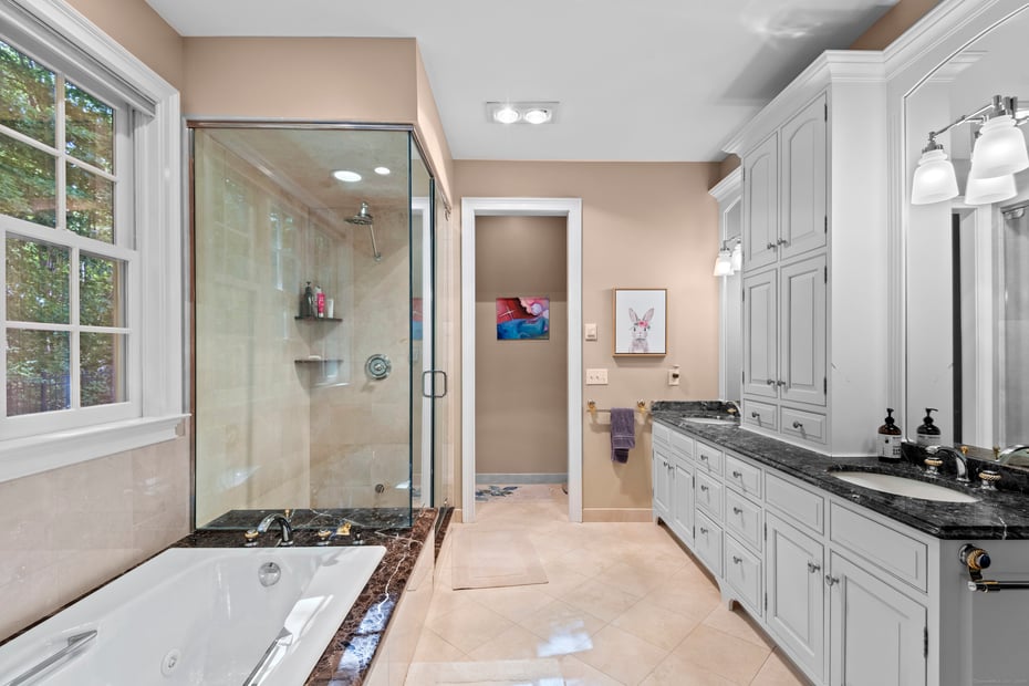 8 Hollow Oak Road Photo 23