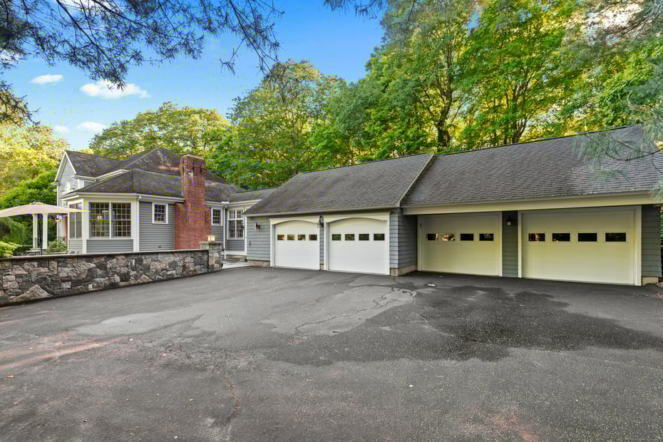 8 Hollow Oak Road Photo 38