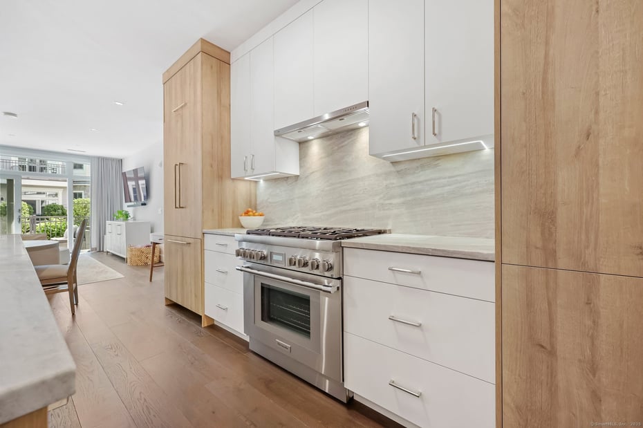 180 Park Street  #D103 Photo 8