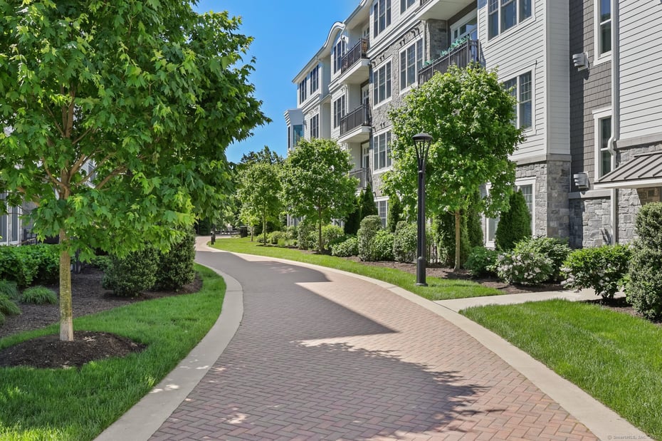 180 Park Street  #D103 Photo 37