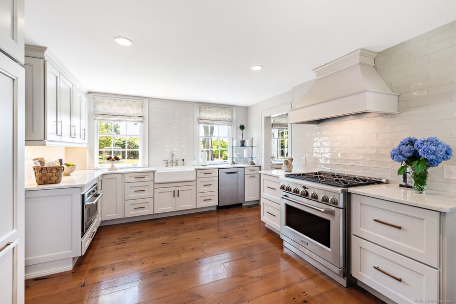 264 Taugwonk Road Photo 10