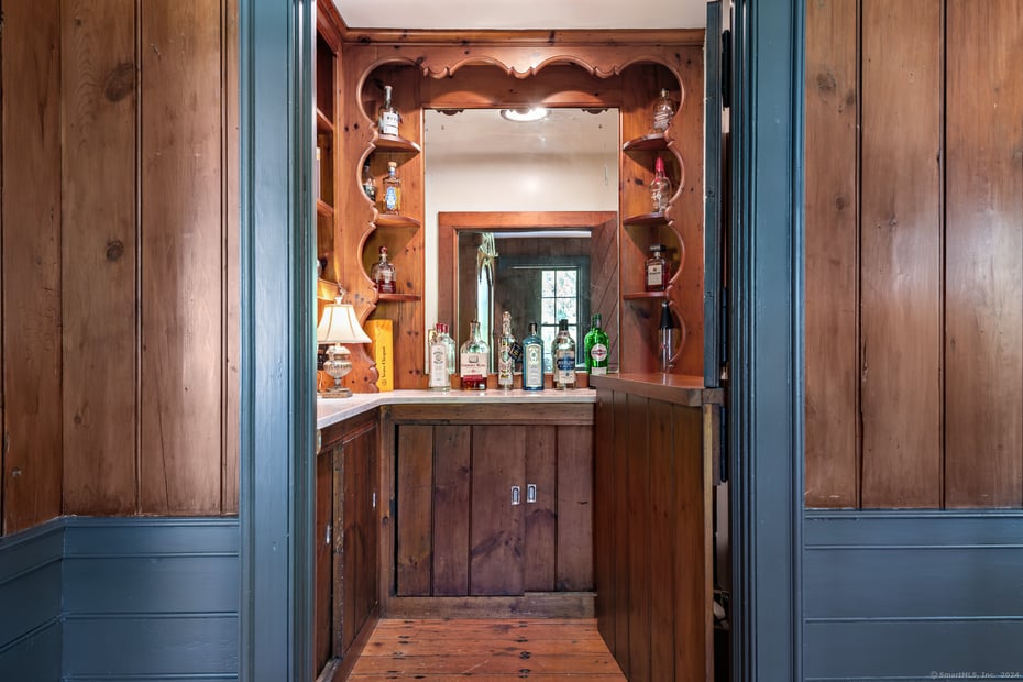 264 Taugwonk Road Photo 15