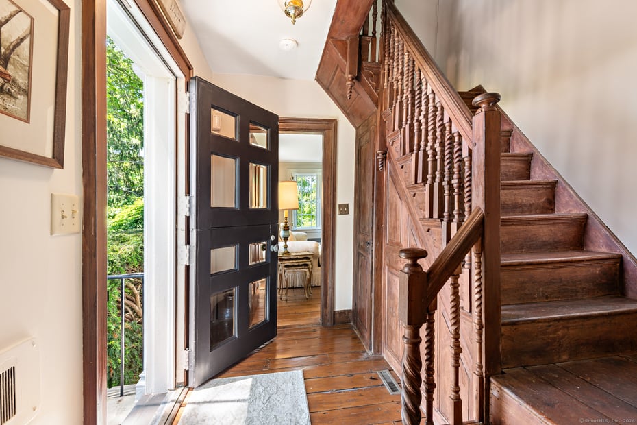 264 Taugwonk Road Photo 21
