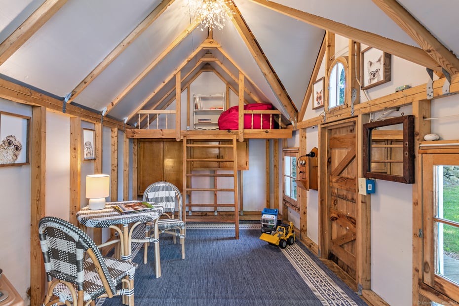 264 Taugwonk Road Photo 34