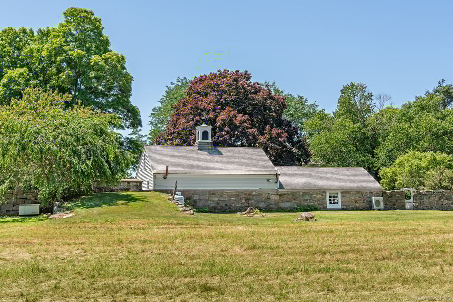 264 Taugwonk Road Photo 36