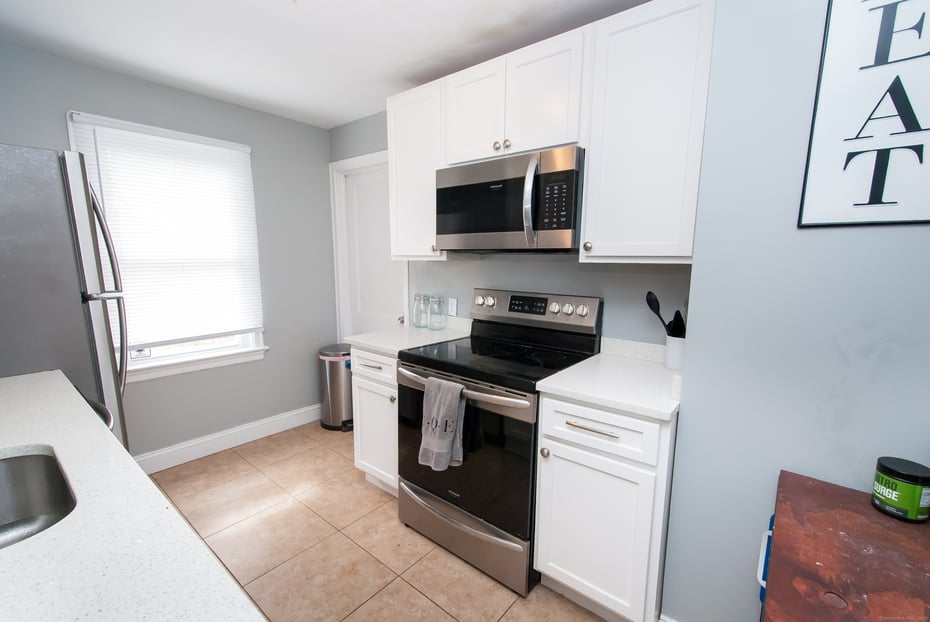 435 Ruth Street Photo 8