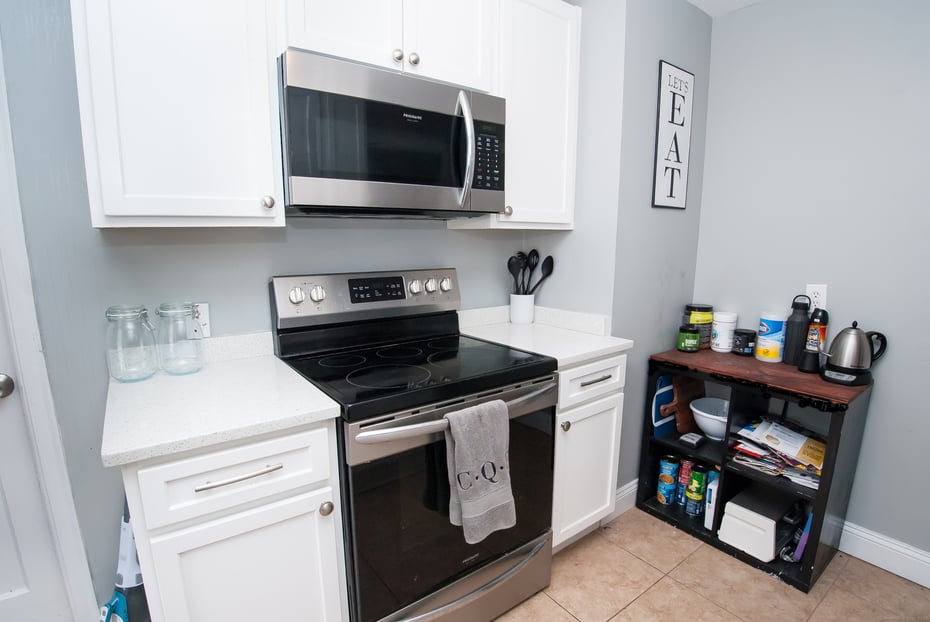 435 Ruth Street Photo 9