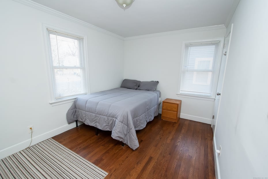 435 Ruth Street Photo 15