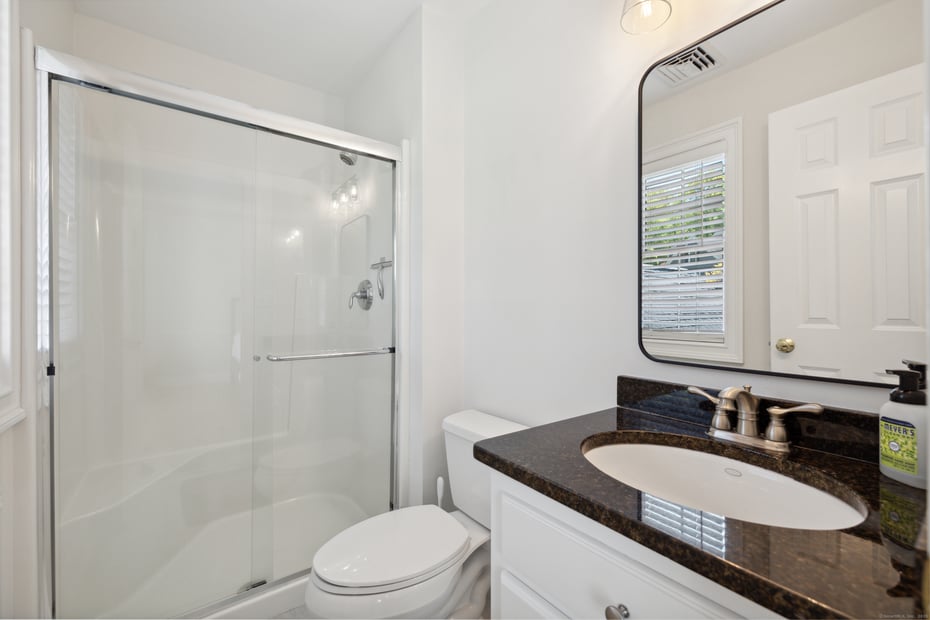 35 Bart Drive Photo 26