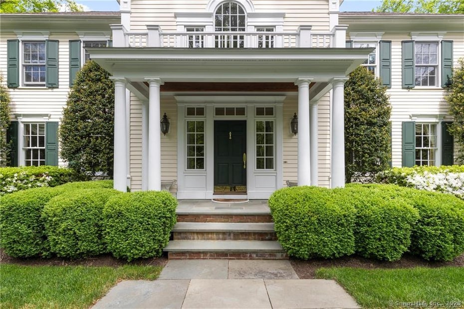 9 Zak Hill Drive Photo 4