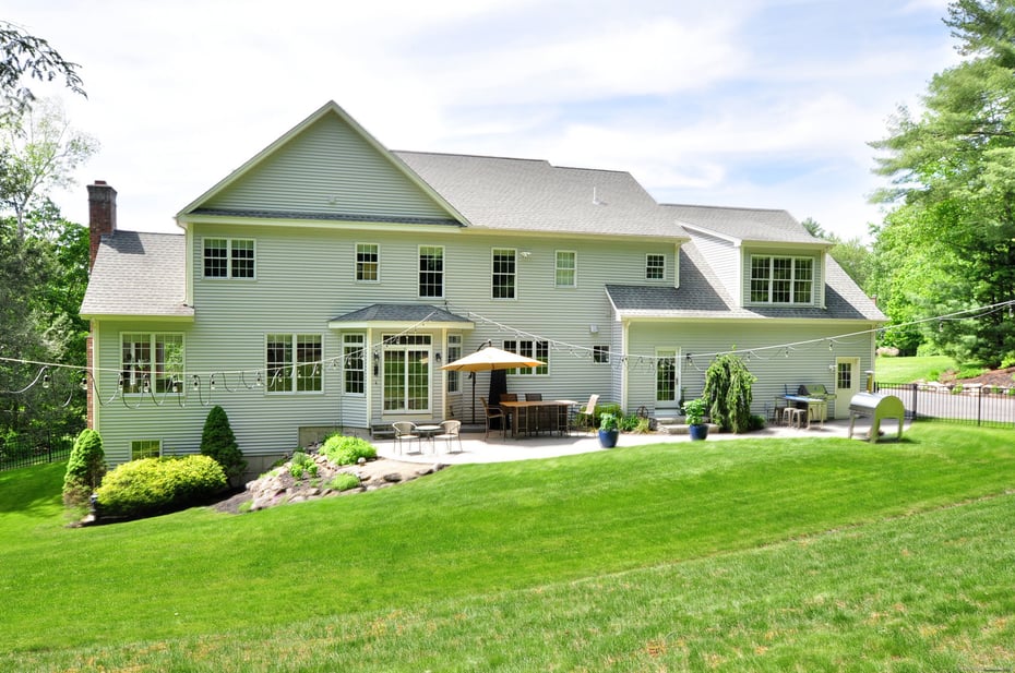 10 Holcomb Hill Road Photo 4