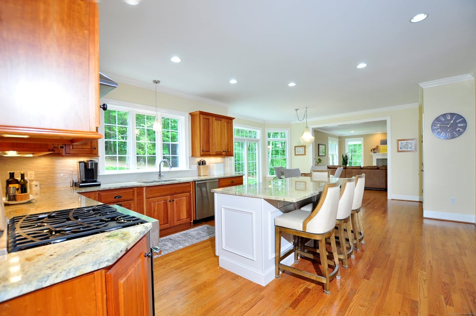 10 Holcomb Hill Road Photo 16
