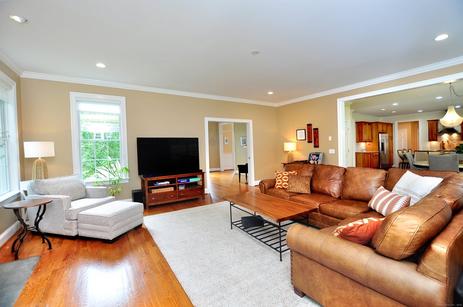 10 Holcomb Hill Road Photo 19