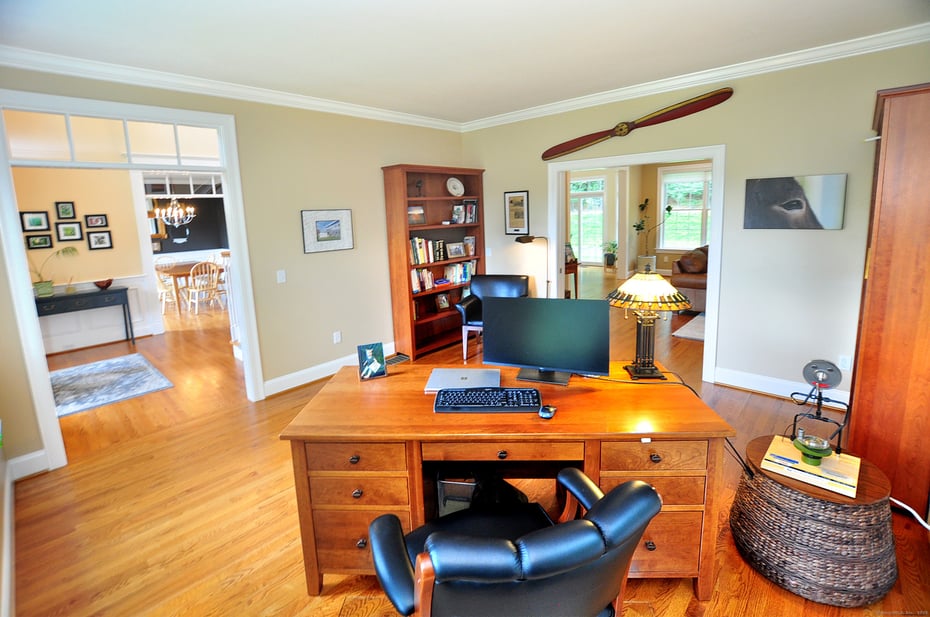10 Holcomb Hill Road Photo 20