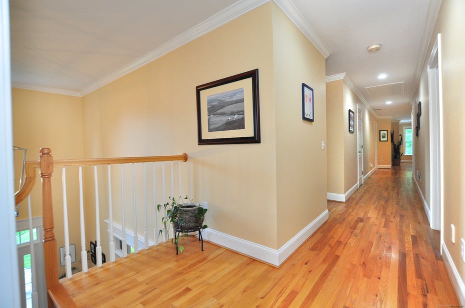 10 Holcomb Hill Road Photo 28