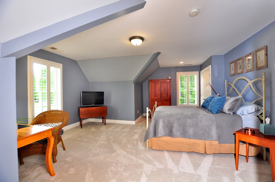 10 Holcomb Hill Road Photo 33