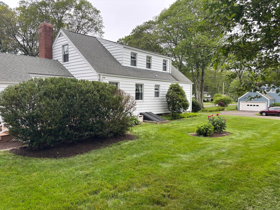 110 Cottage Street Photo 2