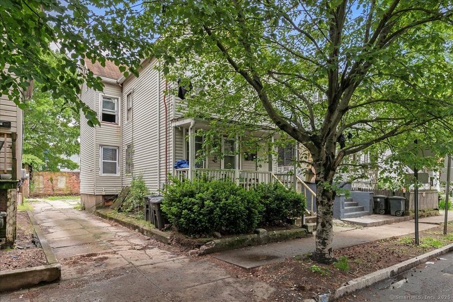 72 Daggett Street Photo 1
