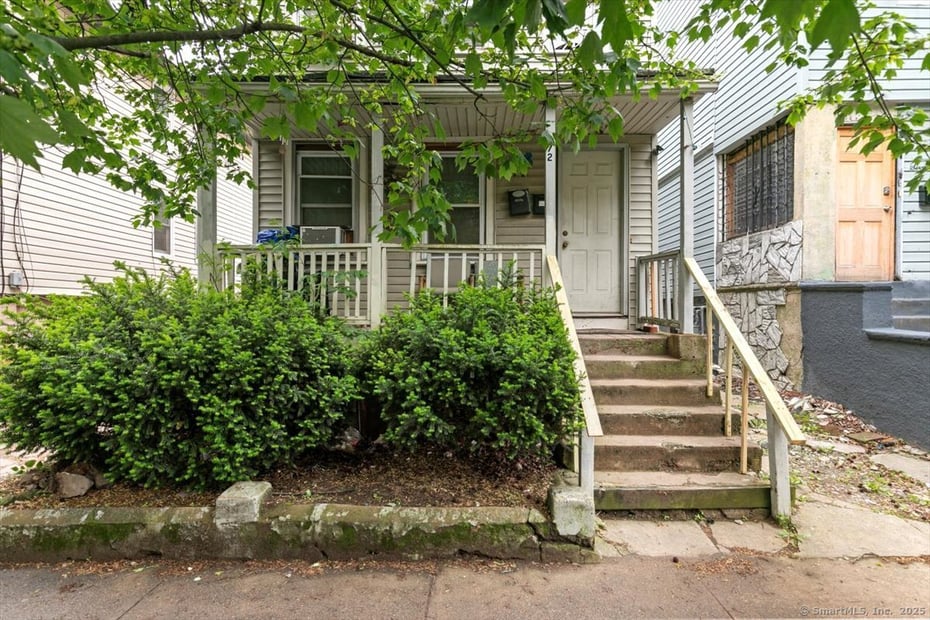 72 Daggett Street Photo 11