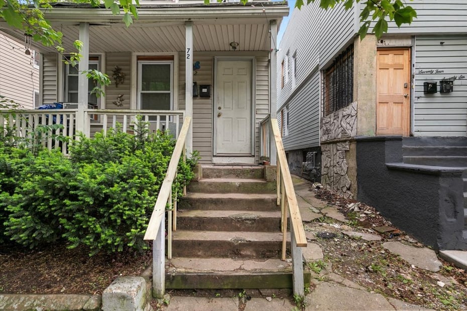 72 Daggett Street Photo 14