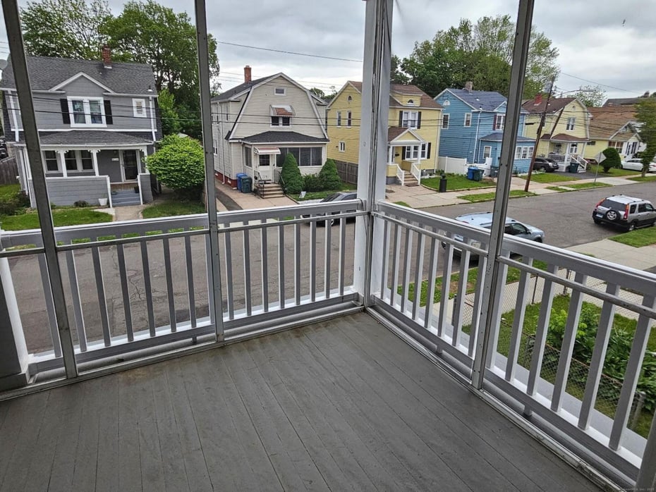108 Concord Street  #2nd Floor Photo 8