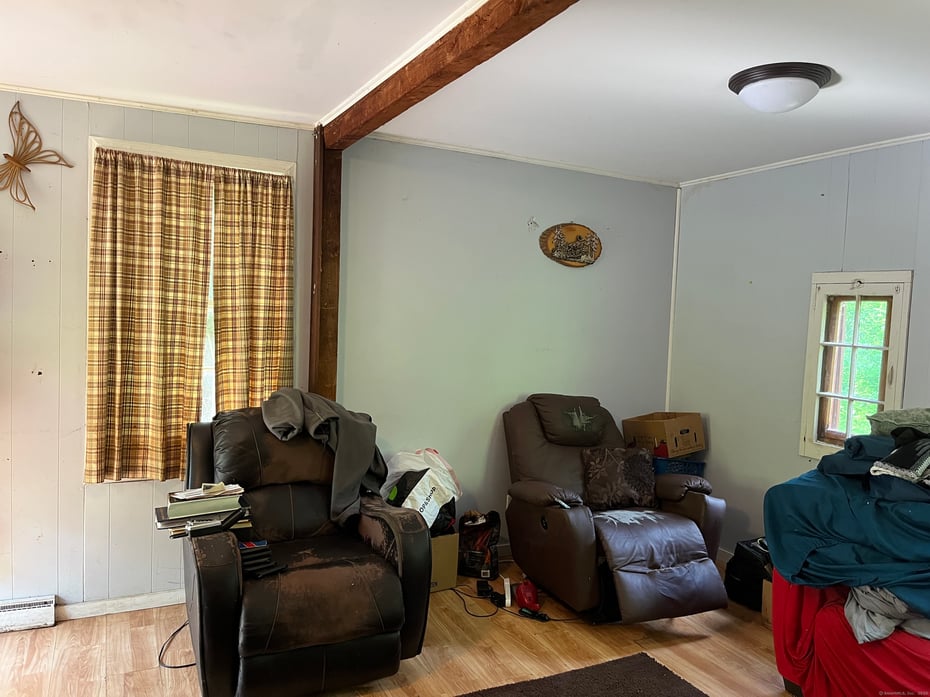 194 Park Road Photo 4
