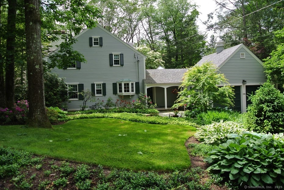 175 Tokeneke Drive Photo 1