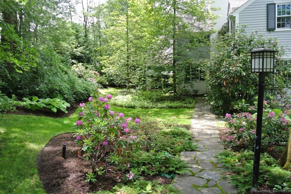 175 Tokeneke Drive Photo 3