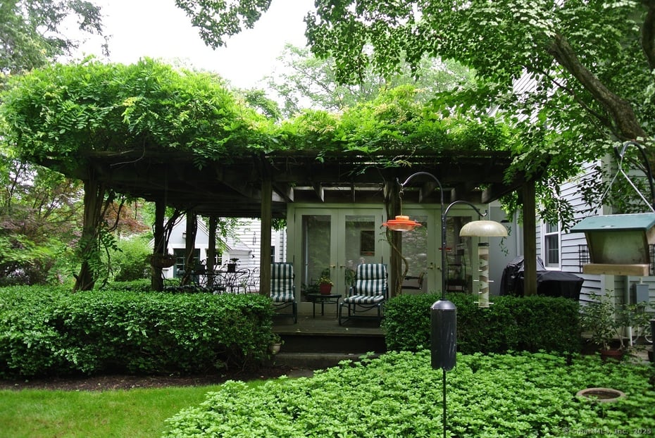 175 Tokeneke Drive Photo 12