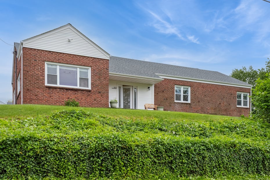 171 Ashton Street Photo 1