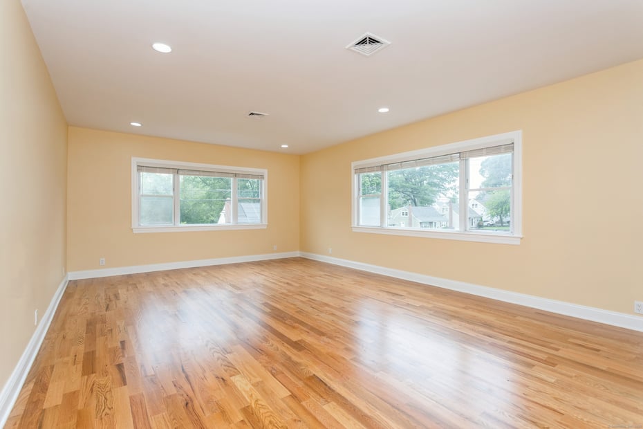 171 Ashton Street Photo 5