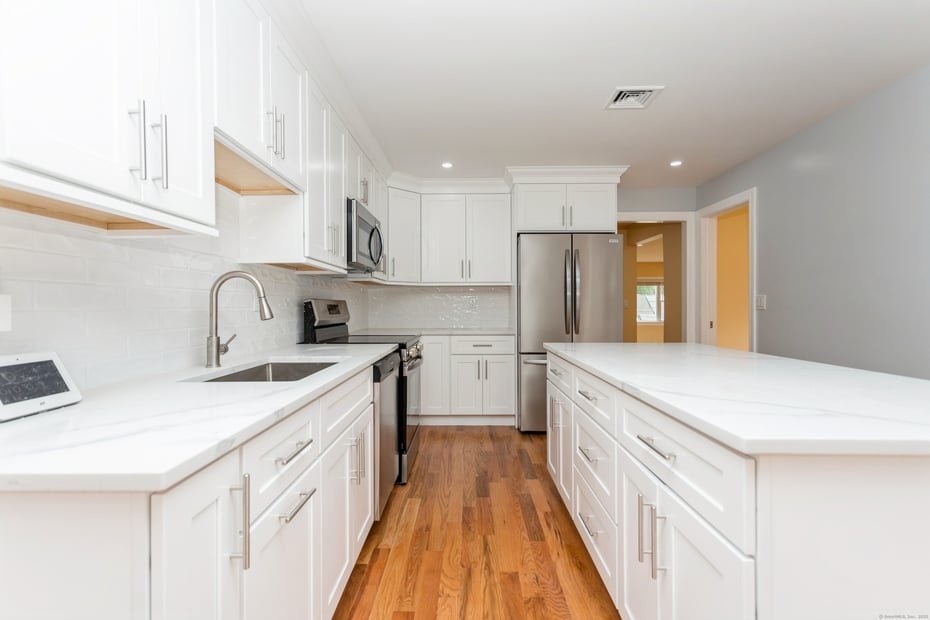 171 Ashton Street Photo 10
