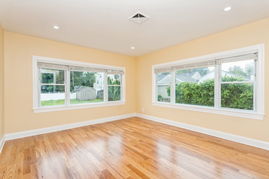 171 Ashton Street Photo 15