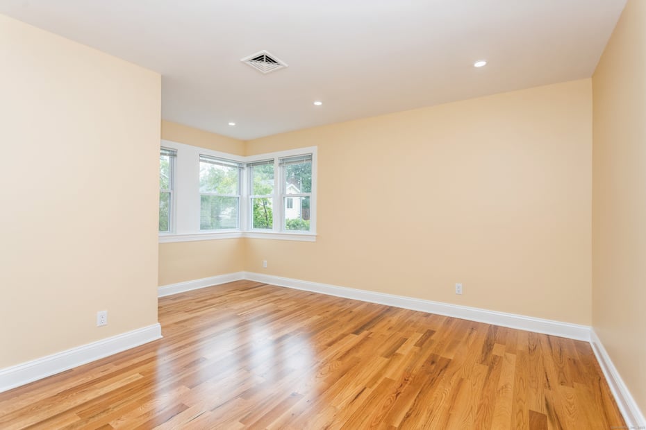 171 Ashton Street Photo 20