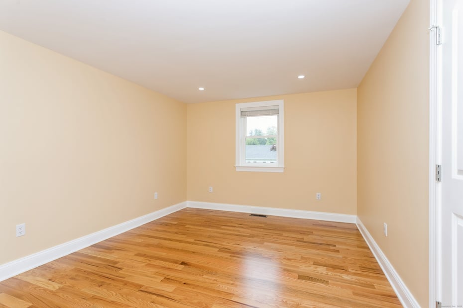 171 Ashton Street Photo 22