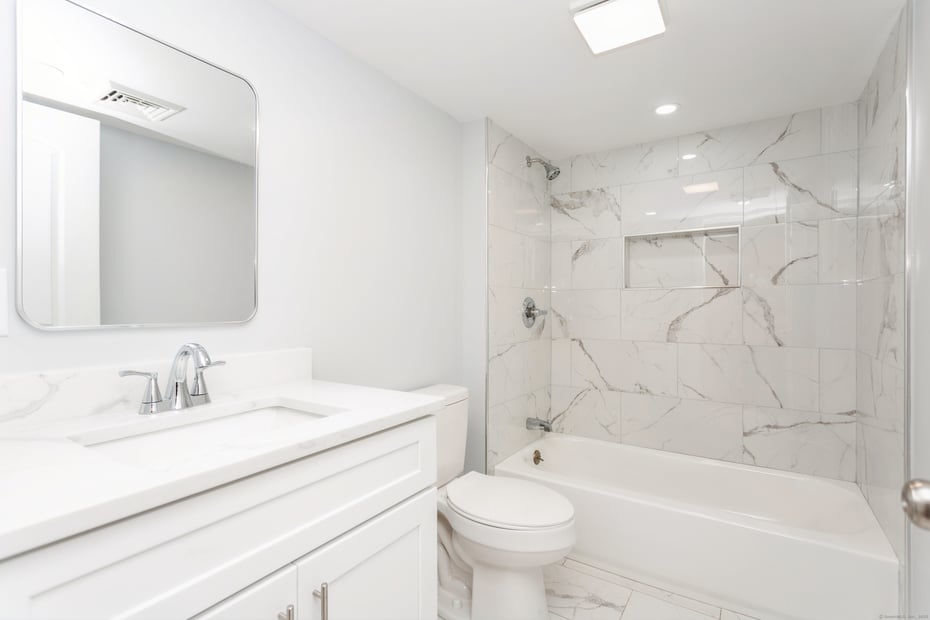 171 Ashton Street Photo 28