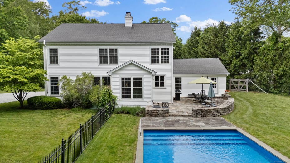 153 Mitchell Hill Road Photo 3