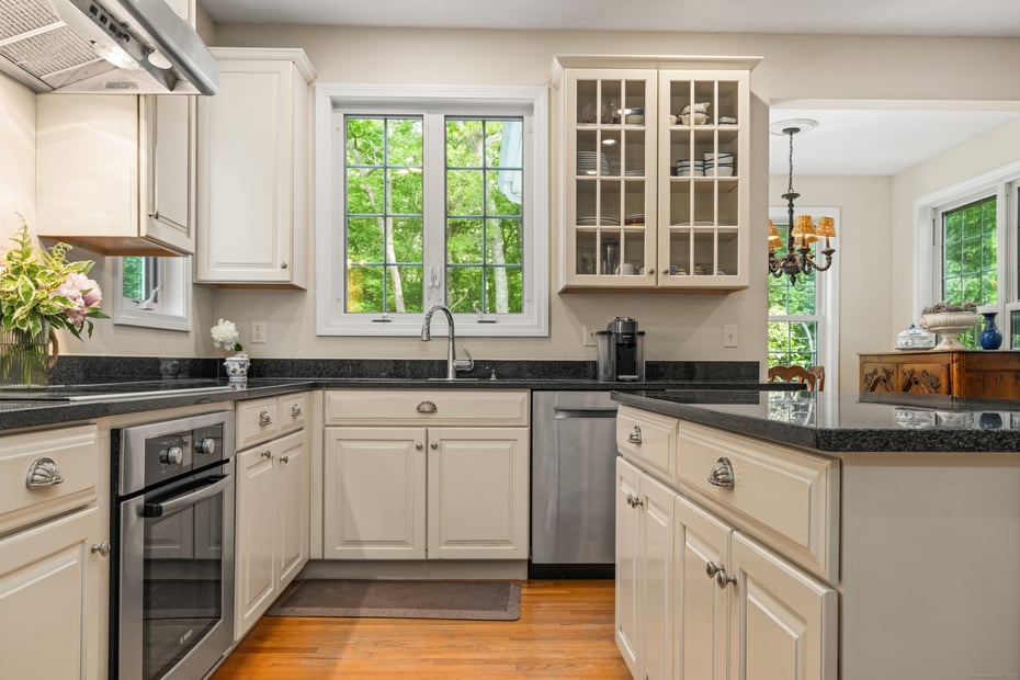153 Mitchell Hill Road Photo 14