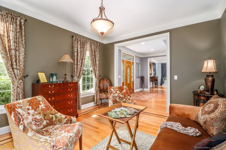 Bridgewater Single Family Photo 16
