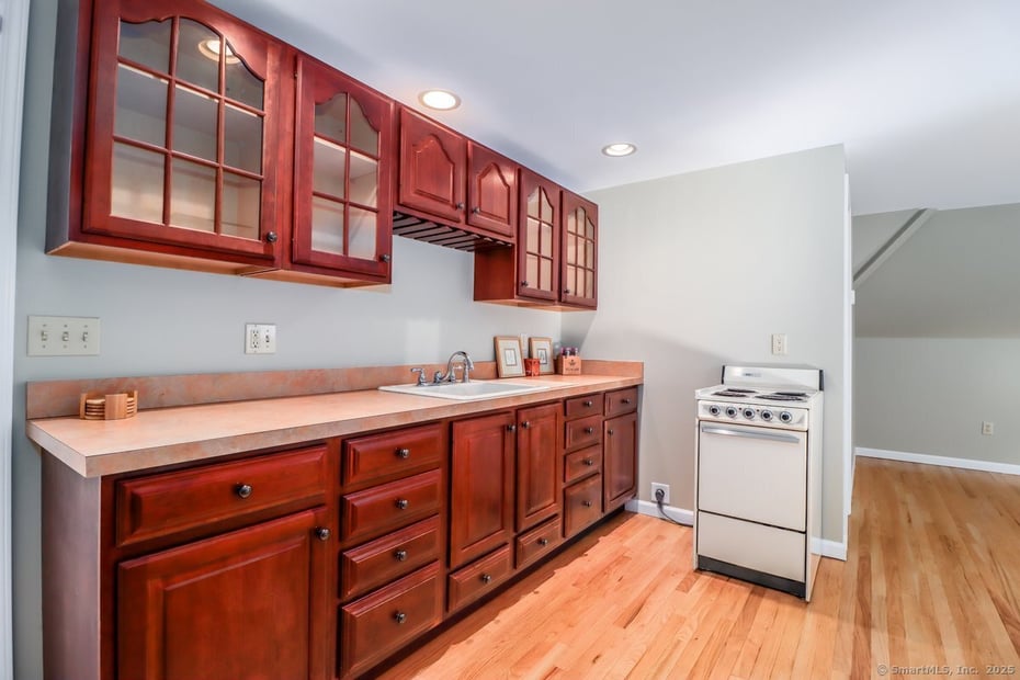 Bridgewater Single Family Photo 28