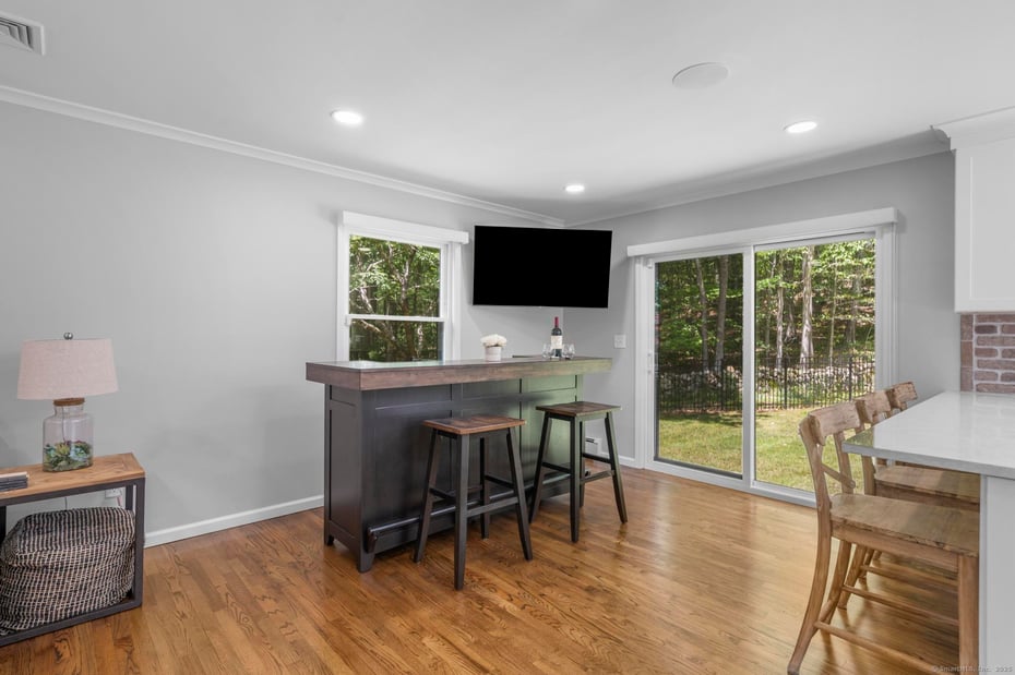 319 Nonnewaug Road Photo 12
