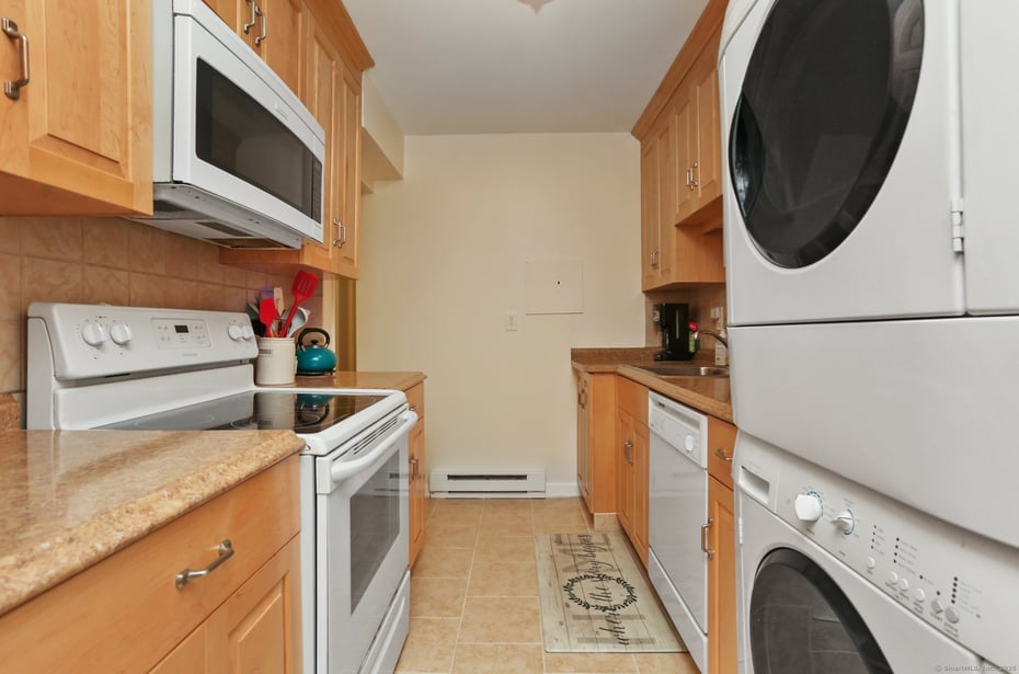 171 Kennedy Drive #171 Photo 7