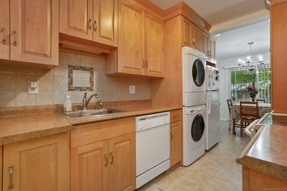 171 Kennedy Drive #171 Photo 8