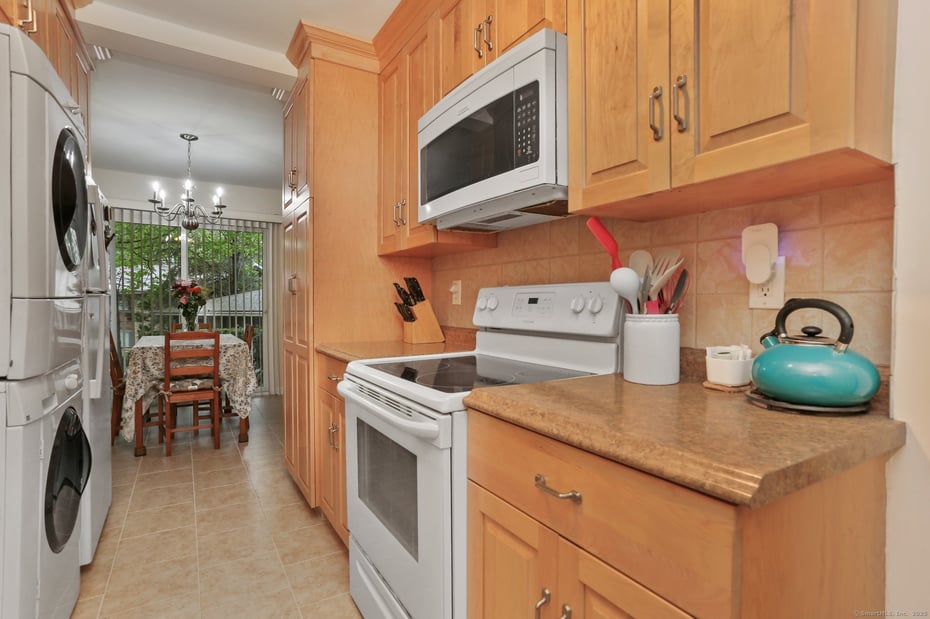 171 Kennedy Drive #171 Photo 9