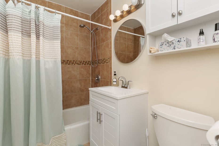 171 Kennedy Drive #171 Photo 13