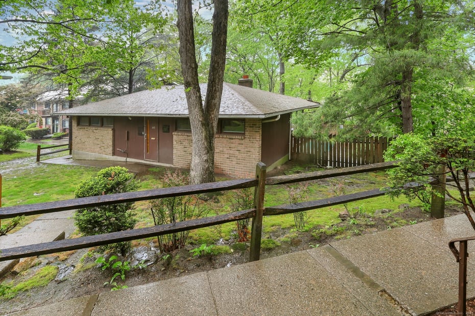 171 Kennedy Drive #171 Photo 14
